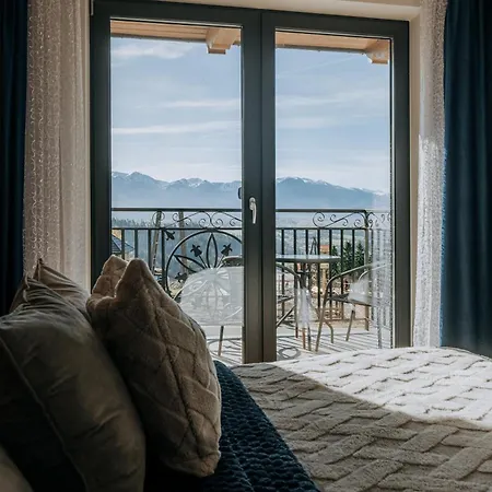 Janowa Πανσιόν 3*