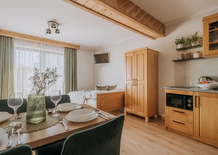 Janowa בית הארחה בוקוווינה טטז'אנסקה