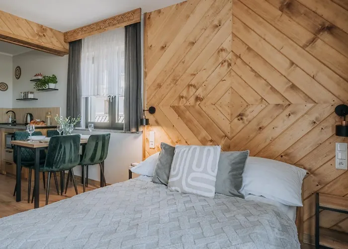 Janowa 3* בוקוווינה טטז'אנסקה