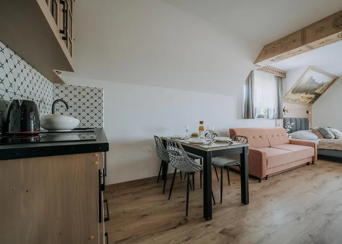 בית הארחה Janowa