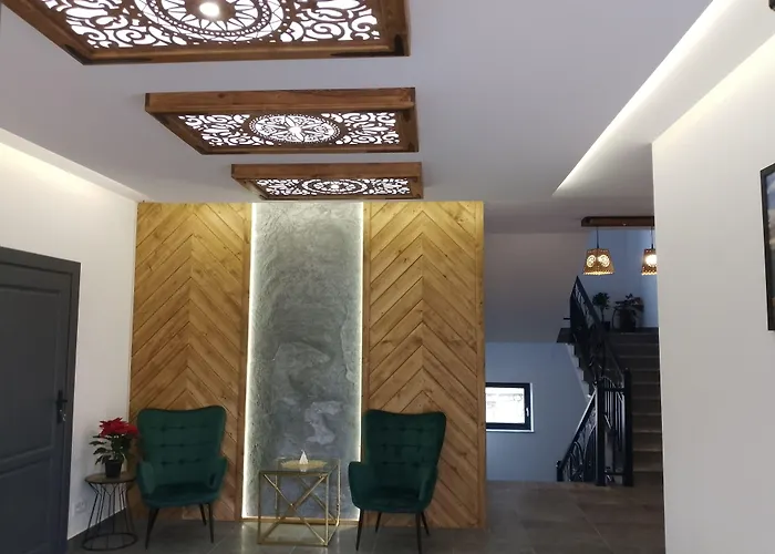 Janowa בית הארחה 3*